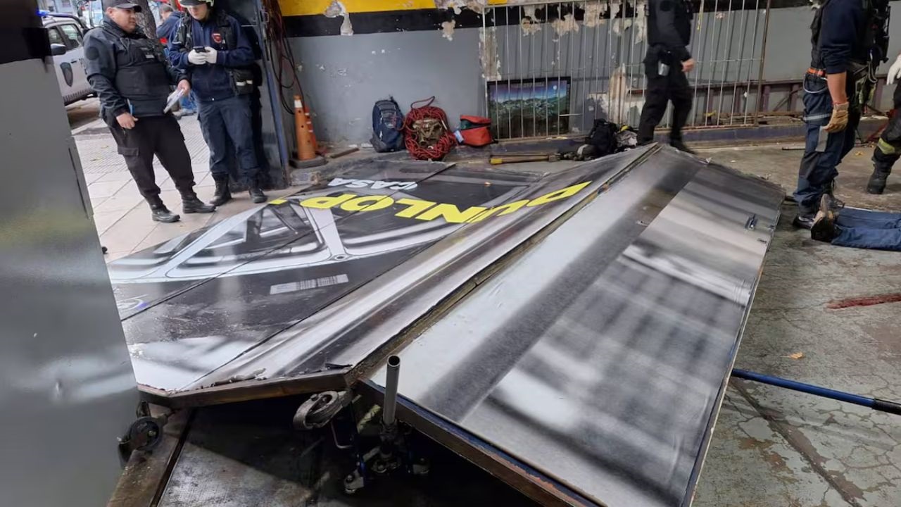 Tenía 73 años; personal médico le hizo maniobras de RCP a la víctima, pero finalmente se constató su deceso, informaron fuentes policiales a LA NACION.